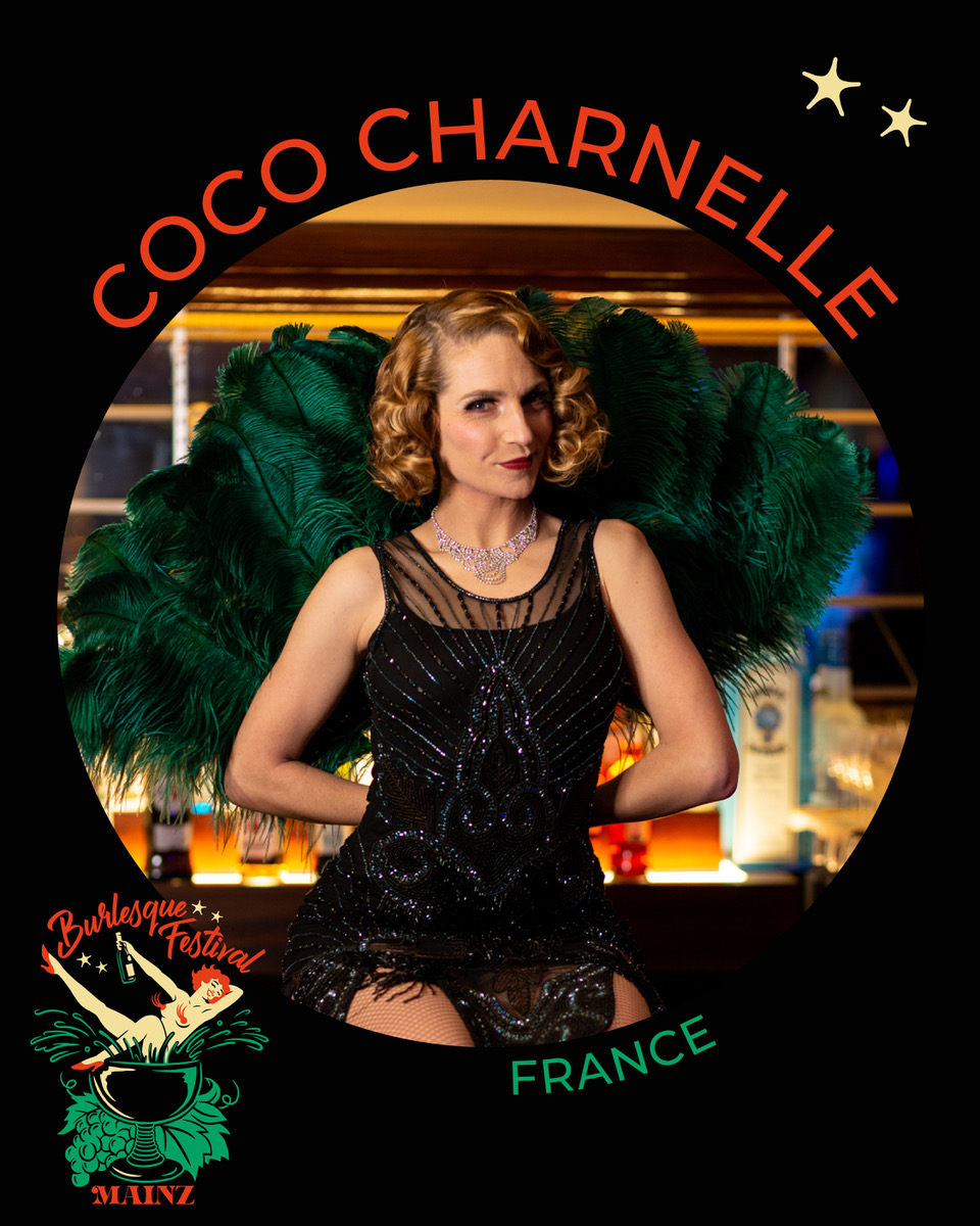Coco Charnelle – Burlesque Performer from France