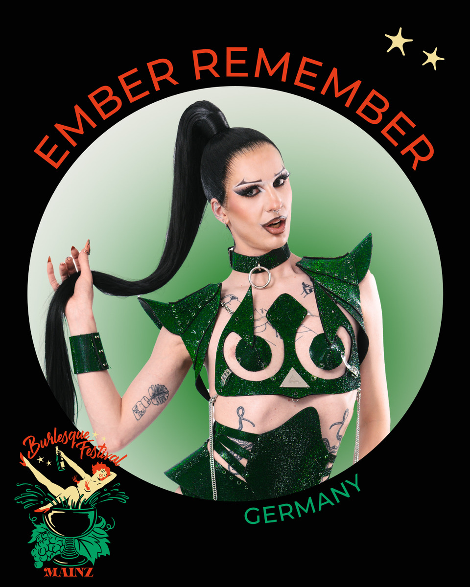 Ember Remember – Burlesque Performer from Germany