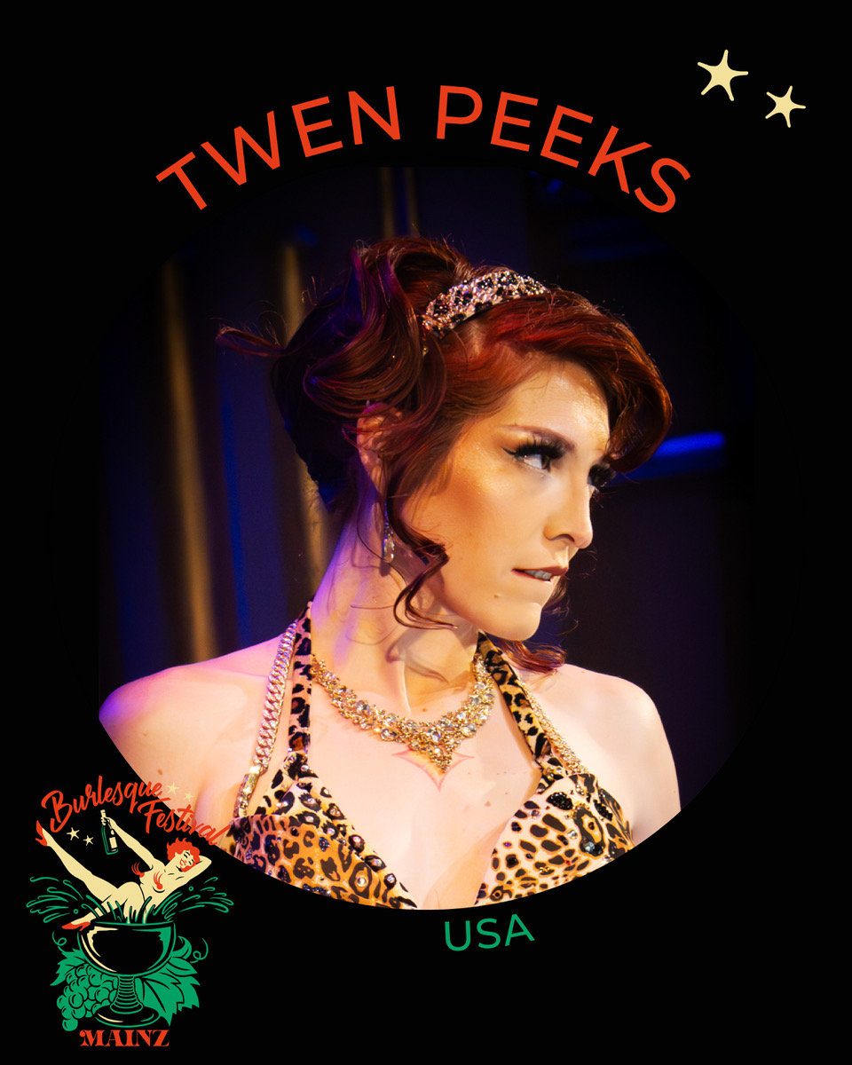 Twen Peeks – Burlesque Performer from USA